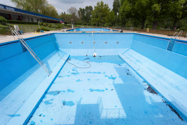 Best Water damage restoration insurance claims  in Bell Gardens, CA