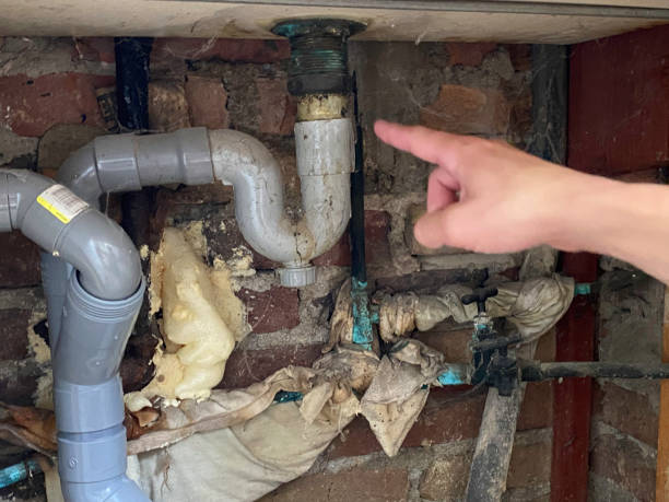 Best Commercial water damage restoration  in Bell Gardens, CA